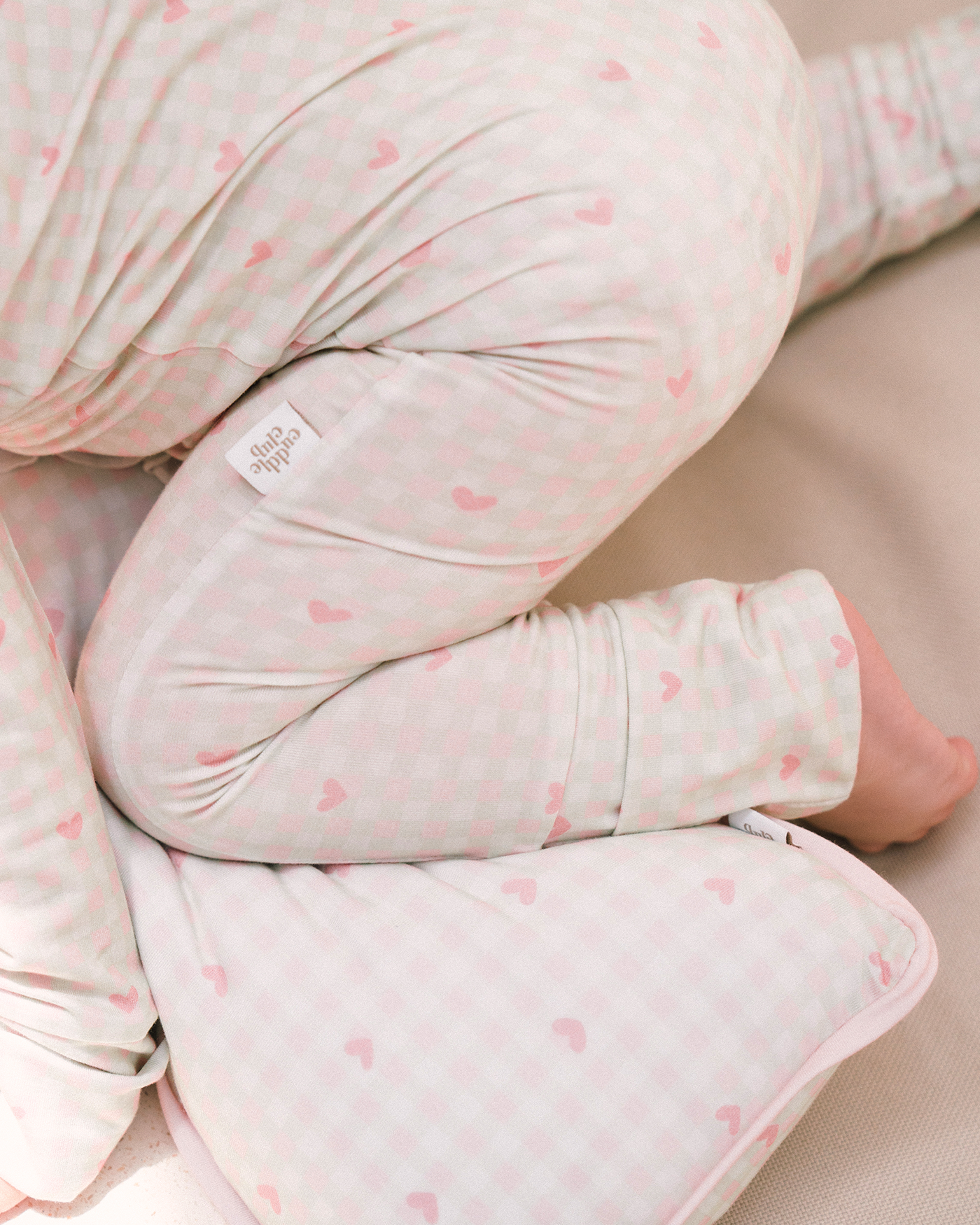Cuddle Ruffle Sleep Suit in Morning Kisses